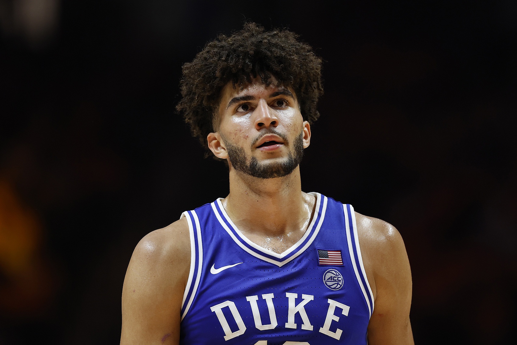 ESPN：布泽尔数据&履历出众 但他身体天赋有差距 篮下终结有问题