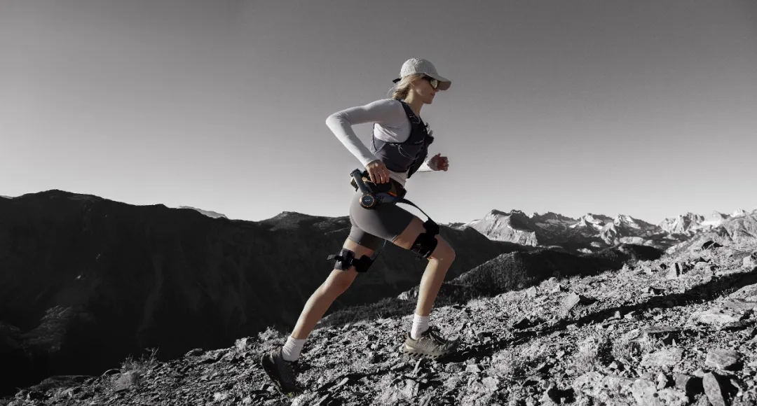 在户外场景下的消费类外骨骼产品 | 图源：Hypershell
