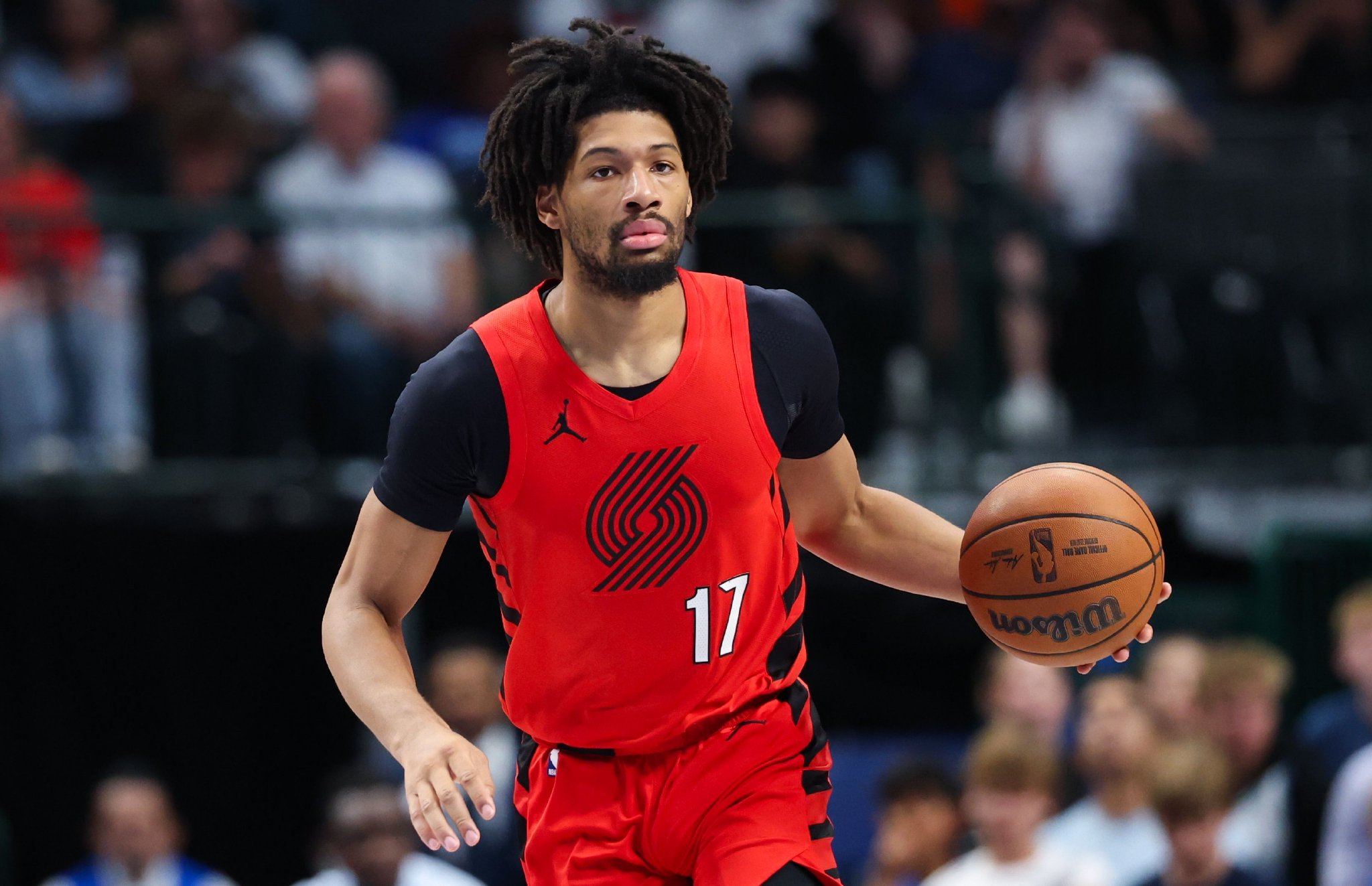 手感火热！夏普半场9中8高效轰下20分1助 首节独得15分