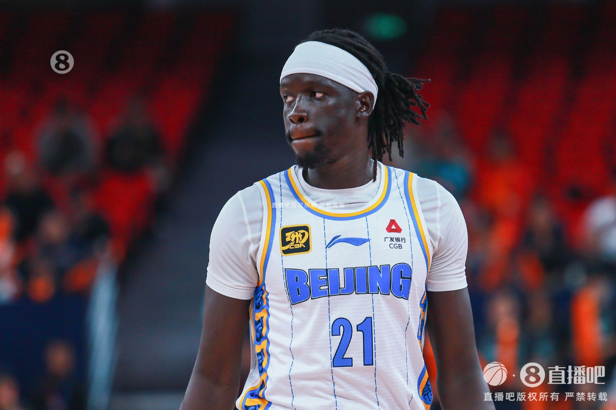 记者：我想更换奥莫特工作已启动 马帝昂需尽快拿出有说服力表现