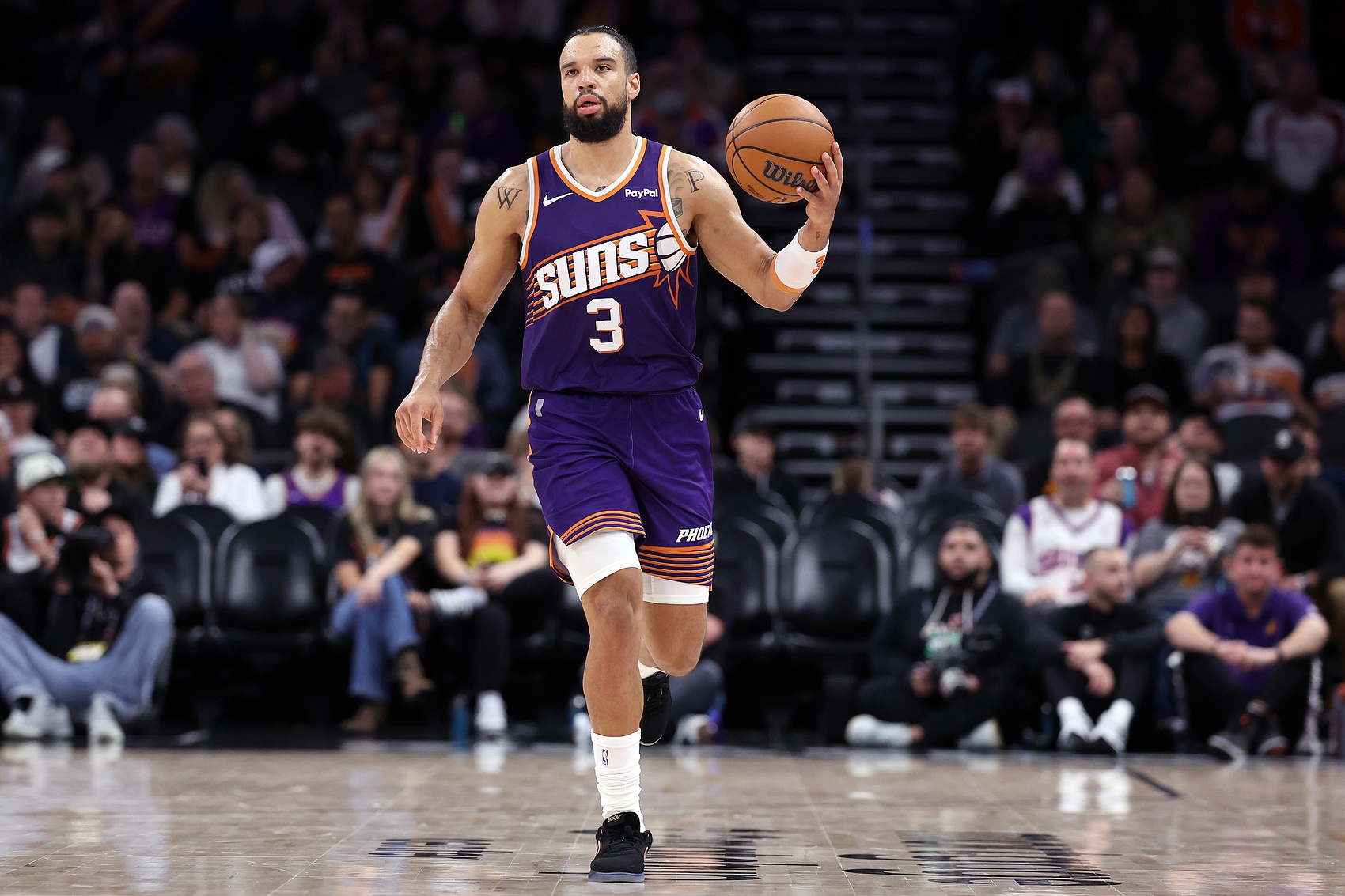 奥特：欣赏狄龙一切特质 他强硬作风求胜欲是点火器强硬但不越界