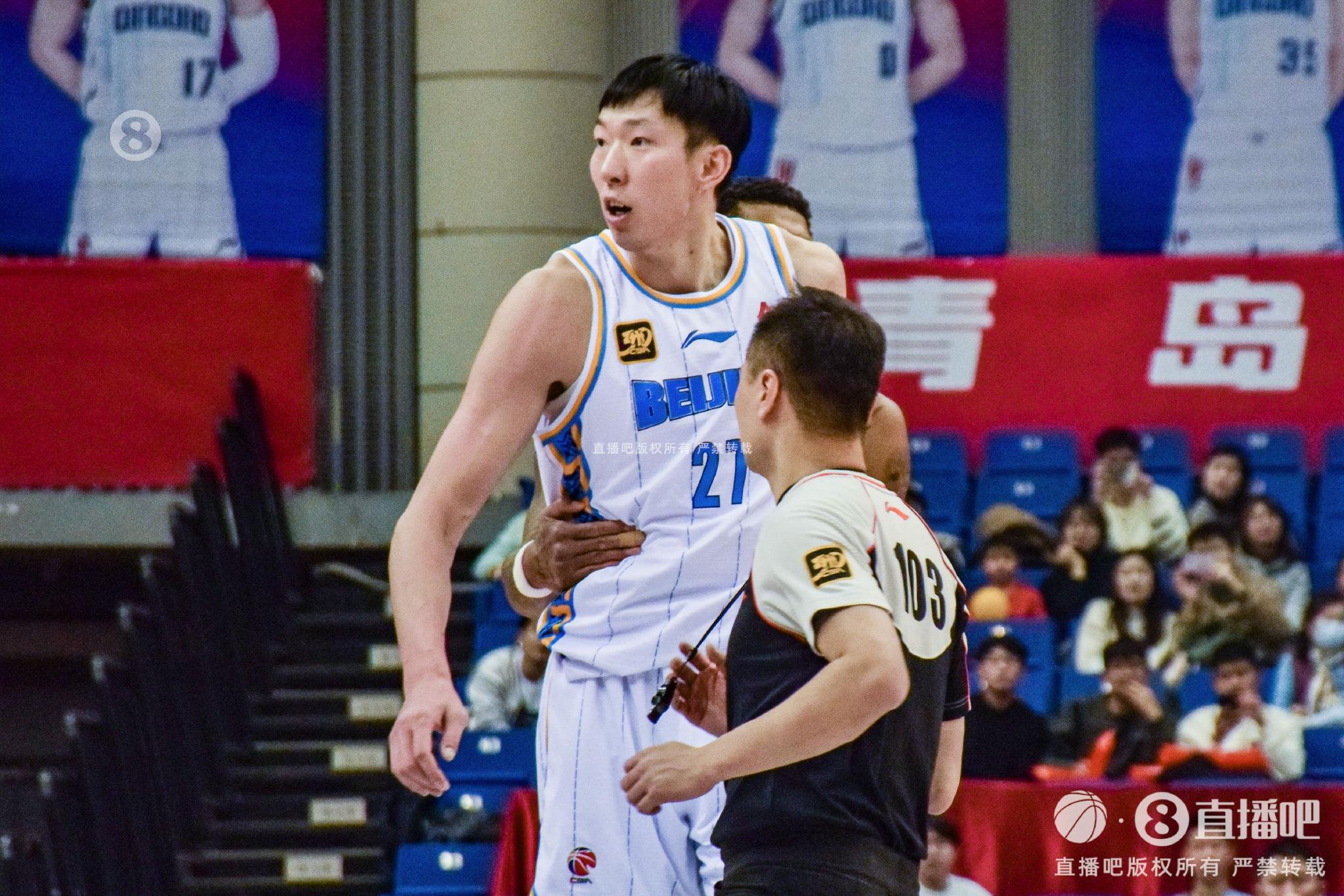 体坛记者：首钢之前在巴特尔谈判上吃过亏 对周琦&小曾操作很谨慎