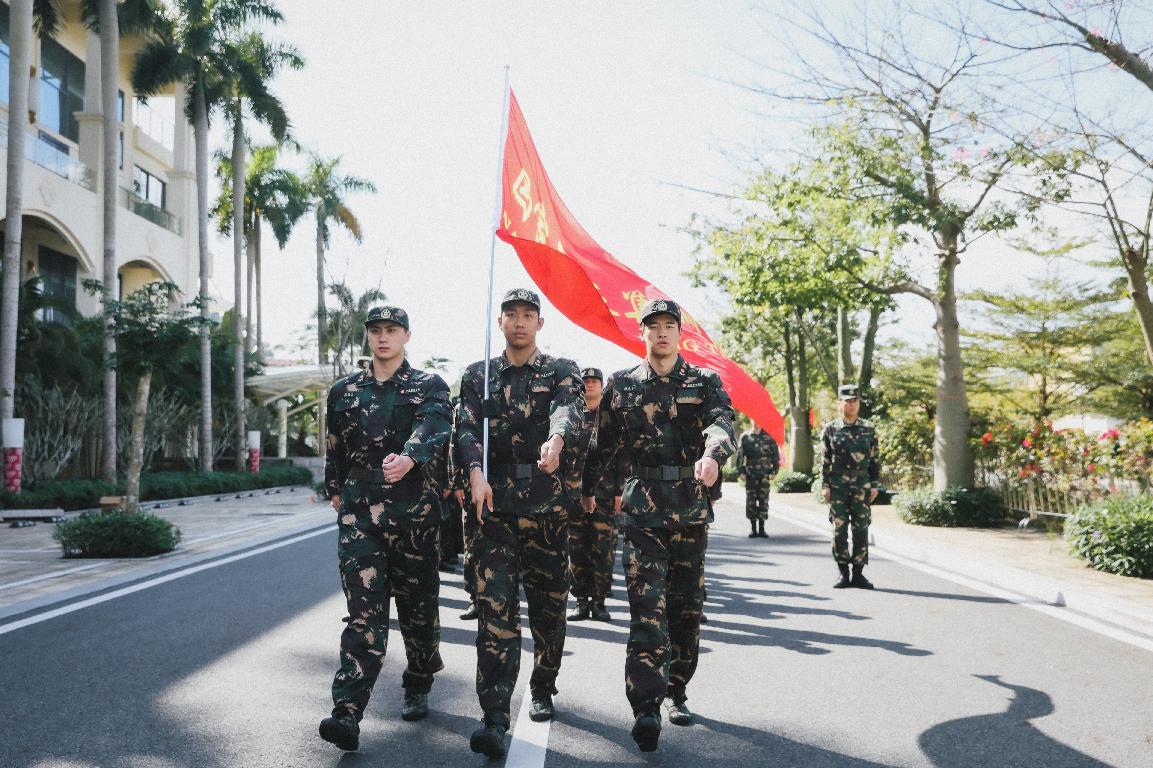 国家游泳集训队军训结业