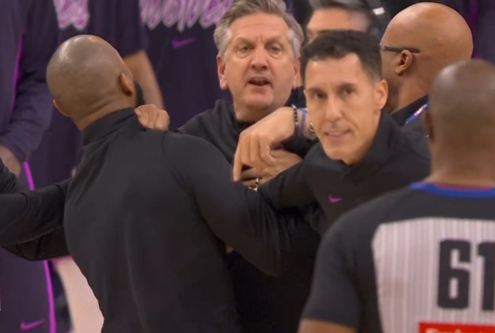 对雷霆时被驱逐！美记：芬奇等这一天等很久了！