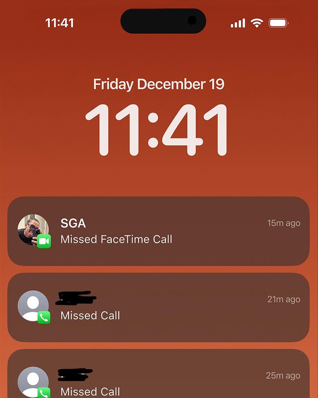 华子小号晒未接听亚历山大通话截图：上传完集锦再联系你