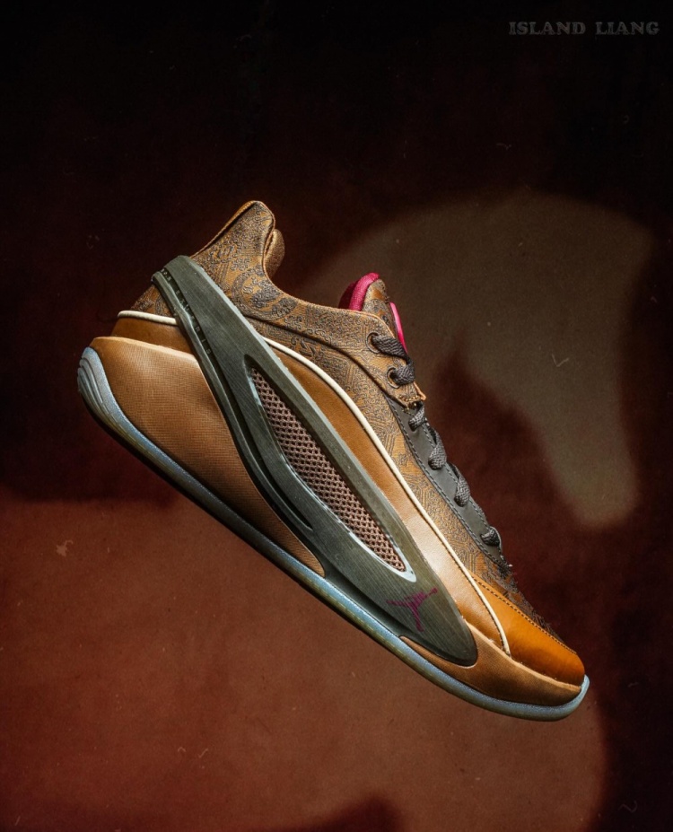 东契奇新一代签名鞋Luka 5 中国马年新年配色！质感拉满了！