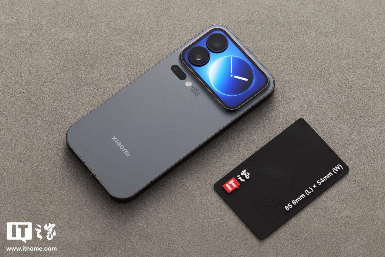 ▲ IT之家开箱：小米 17 Pro / Pro Max 手机图赏