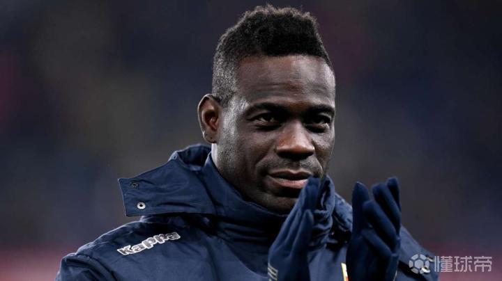 意媒：河床有意签35岁的巴洛特利，主帅加利亚多准备亲自联系