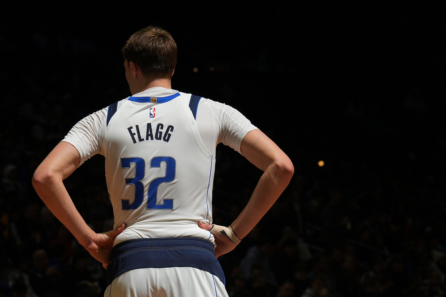 科尔：上赛季选秀前有球迷一直给我发邮件 说用3个首轮去换弗拉格