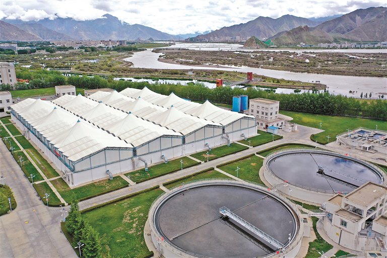 图为拉萨市污水处理场（资料图片）。记者 潘多 摄