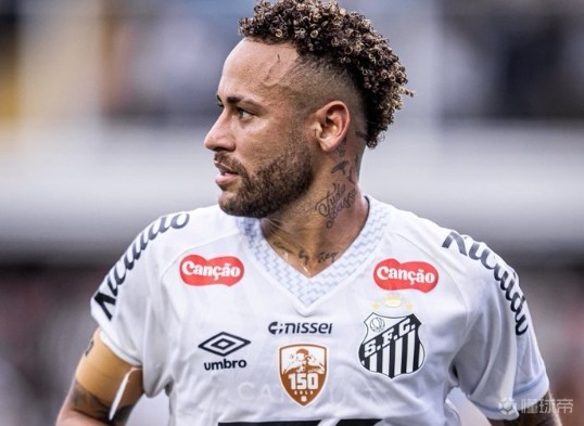 桑托斯官方：内马尔成功接受关节镜手术，目前身体状况良好