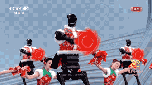 不过，目前的这些表演，大多还是预先编好的动作秀，距离真正的实用还有不小的鸿沟。