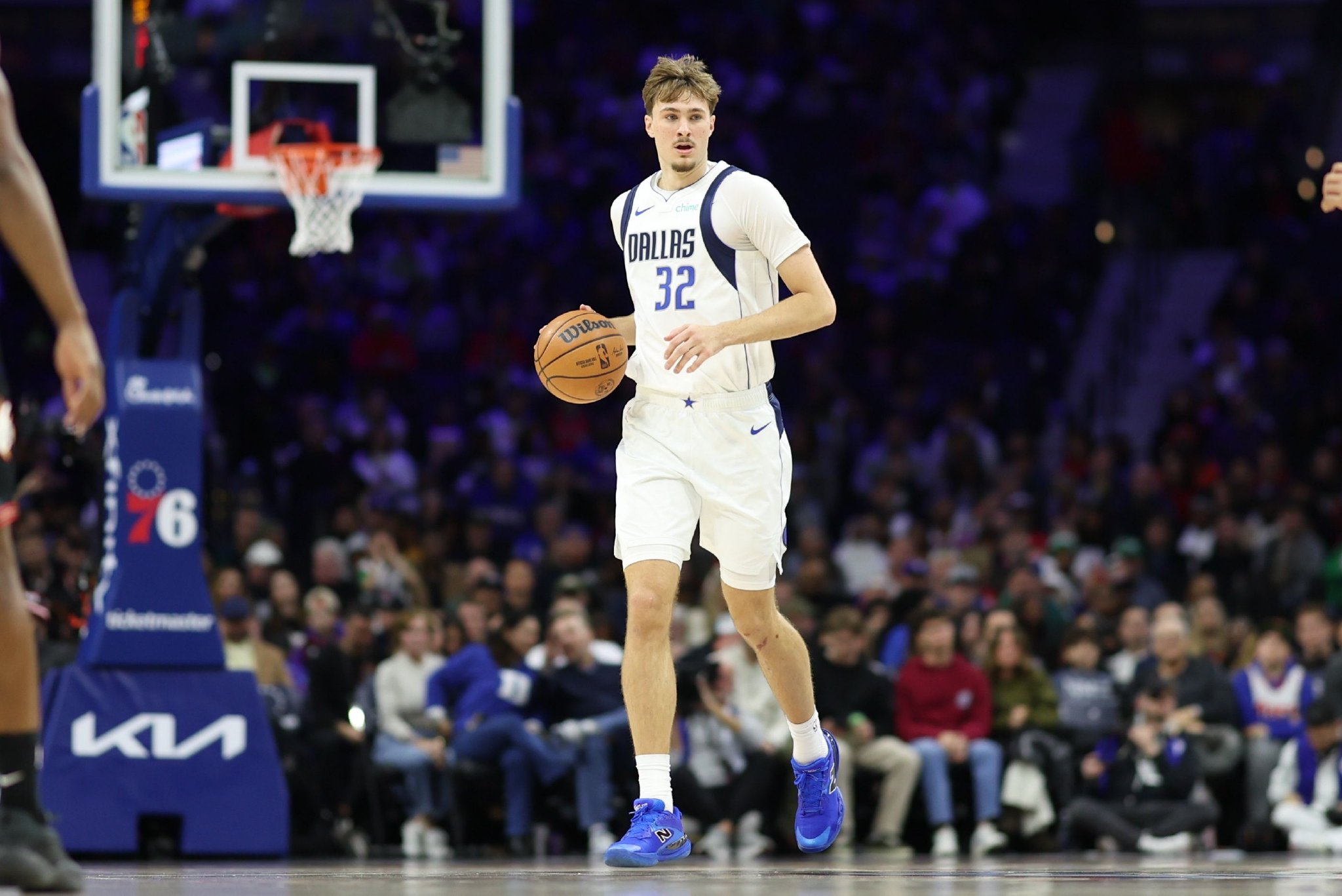 出手不多！弗拉格半场4中2拿到7分3板3助1帽