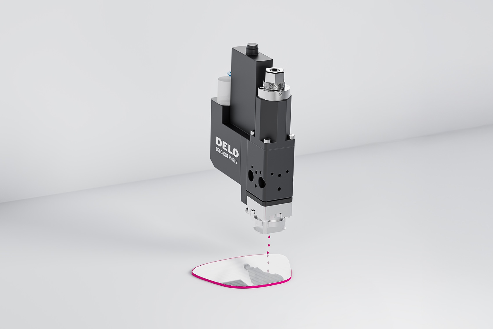 图示 DELO DOT PN5 喷射系统在 AR 玻璃边缘施加黑化涂层，图中洋红色仅为示意（图片来源：DELO）