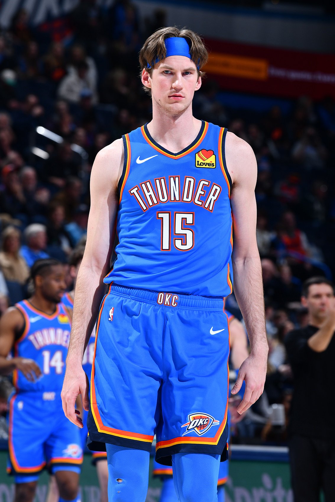 三大中锋缺阵 雷霆双向卡尔森首发 搭档SGA/华莱士/多特/杰伦威