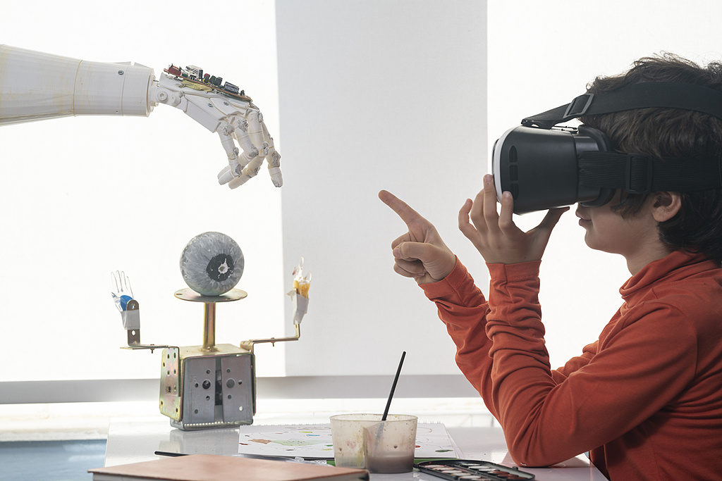 增加325个！教育部公布第二批中小学人工智能教育基地名单