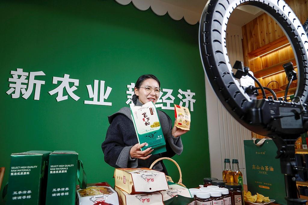 中国经济信心说丨惠及9.58亿人，数字消费进一步释放内需潜力