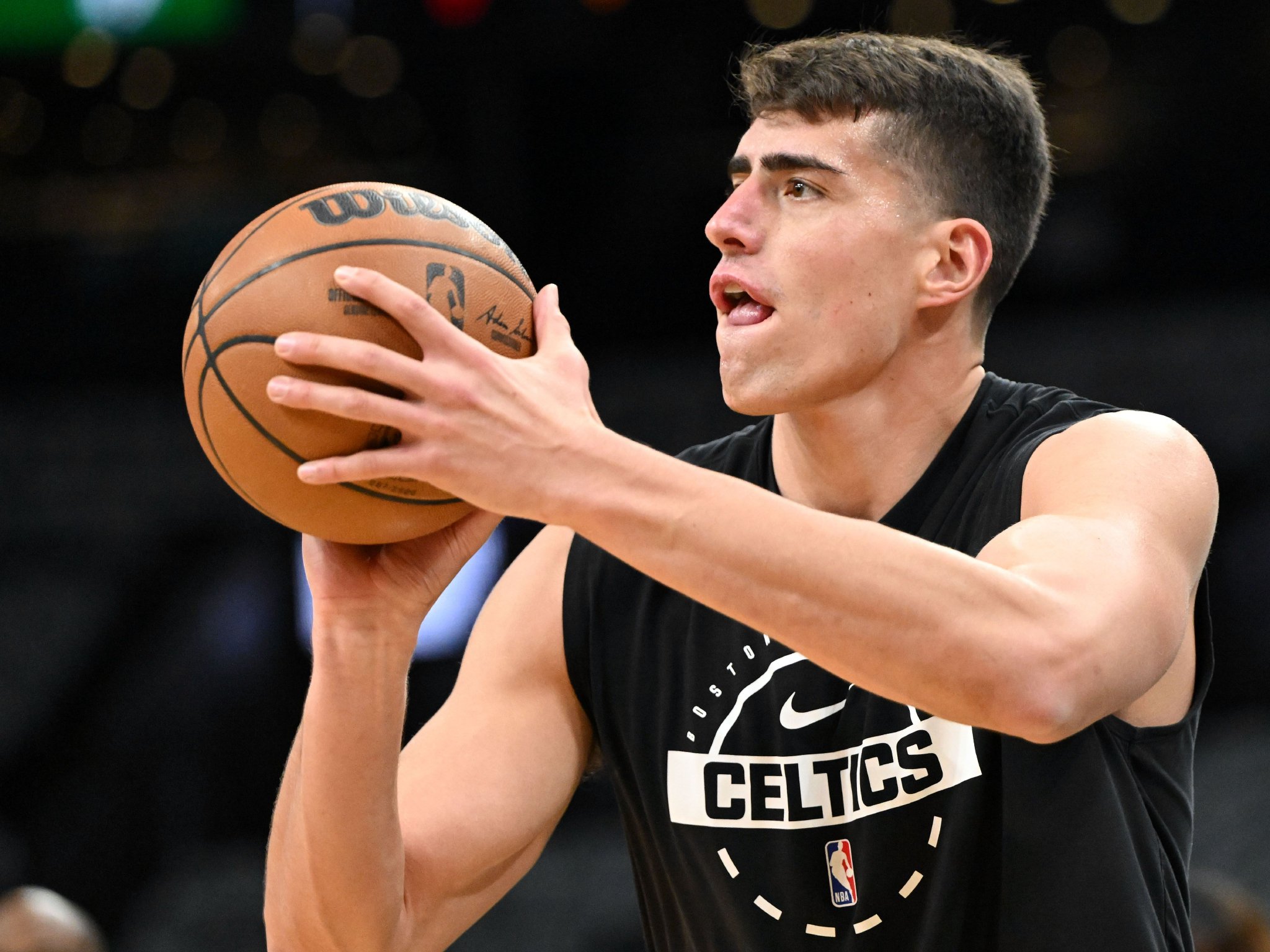 加尔扎：我不是最有运动天赋的 所以我的心态是比面前的对手更拼