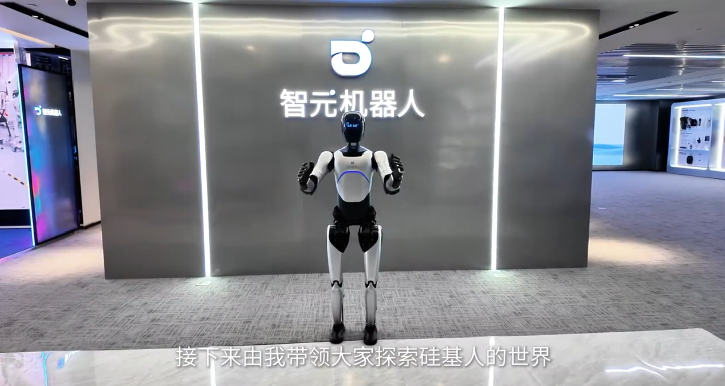 丰田考斯特19座图片