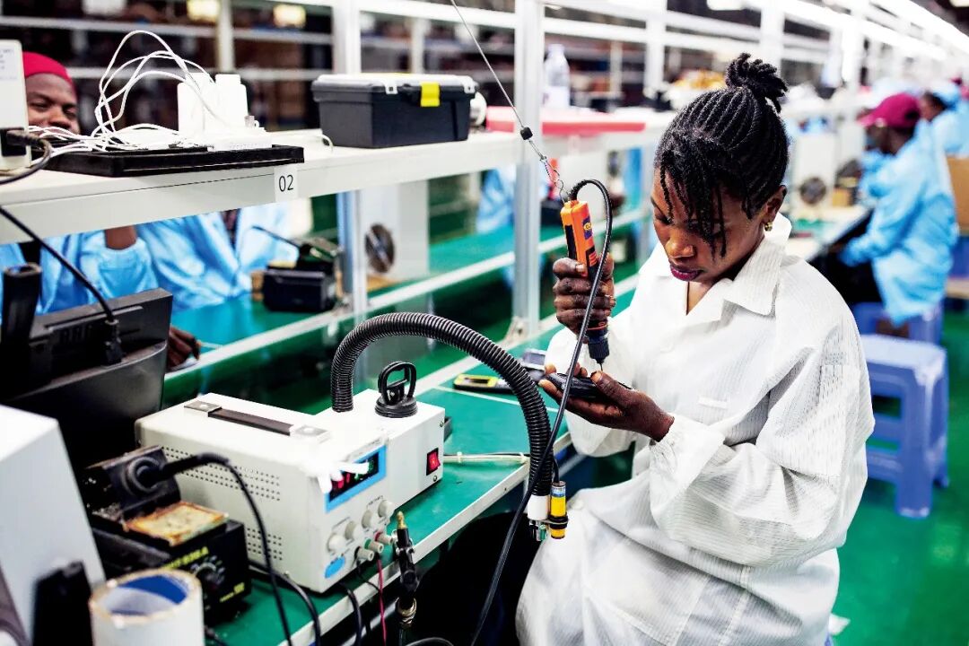 西瓜视频:中国电信话费充值卡-“非洲机王”，要变天了？