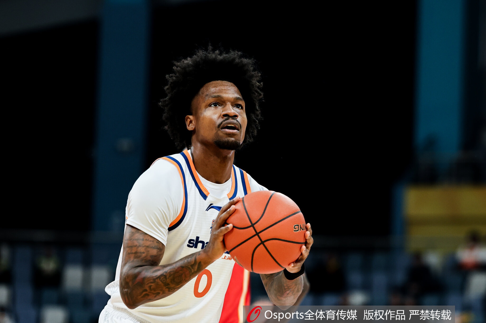 高效全能！布兰登·古德温12中7拿下20分5板6助2断|篮板|数据|CBA|三分球|比赛_手机新浪网