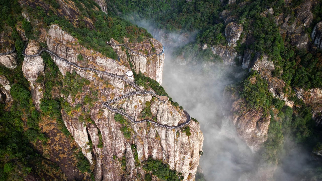 超400马力敞篷跑车只卖8万5 红旗全新SUV敞篷布局明年上市