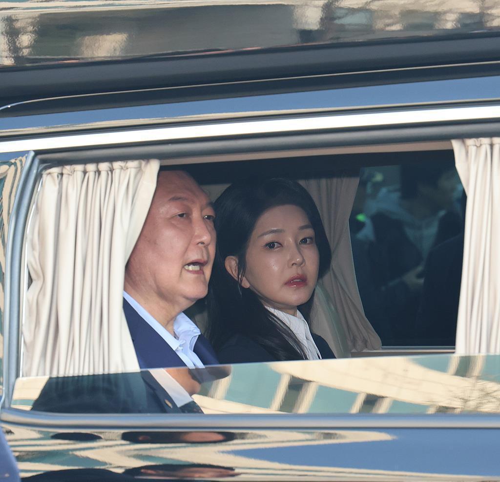 韩国检方对尹锡悦、金建希等76人提起诉讼