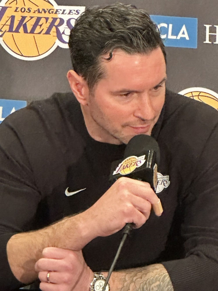 对阵东部第一活塞！雷迪克：对我们来说没有谁强谁弱 都要准备好