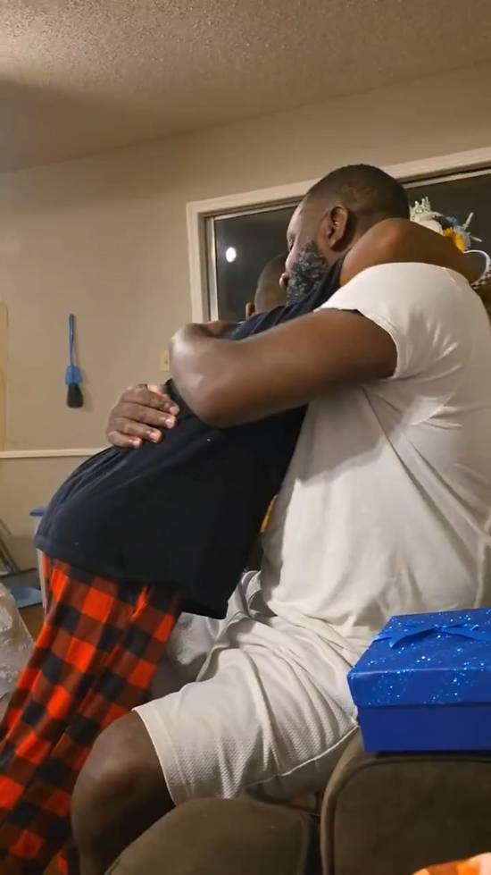 责任编辑：黑白