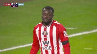 落后阿森纳4分！曼城0-0客平桑德兰 B席进球被吹萨维尼奥两失良机