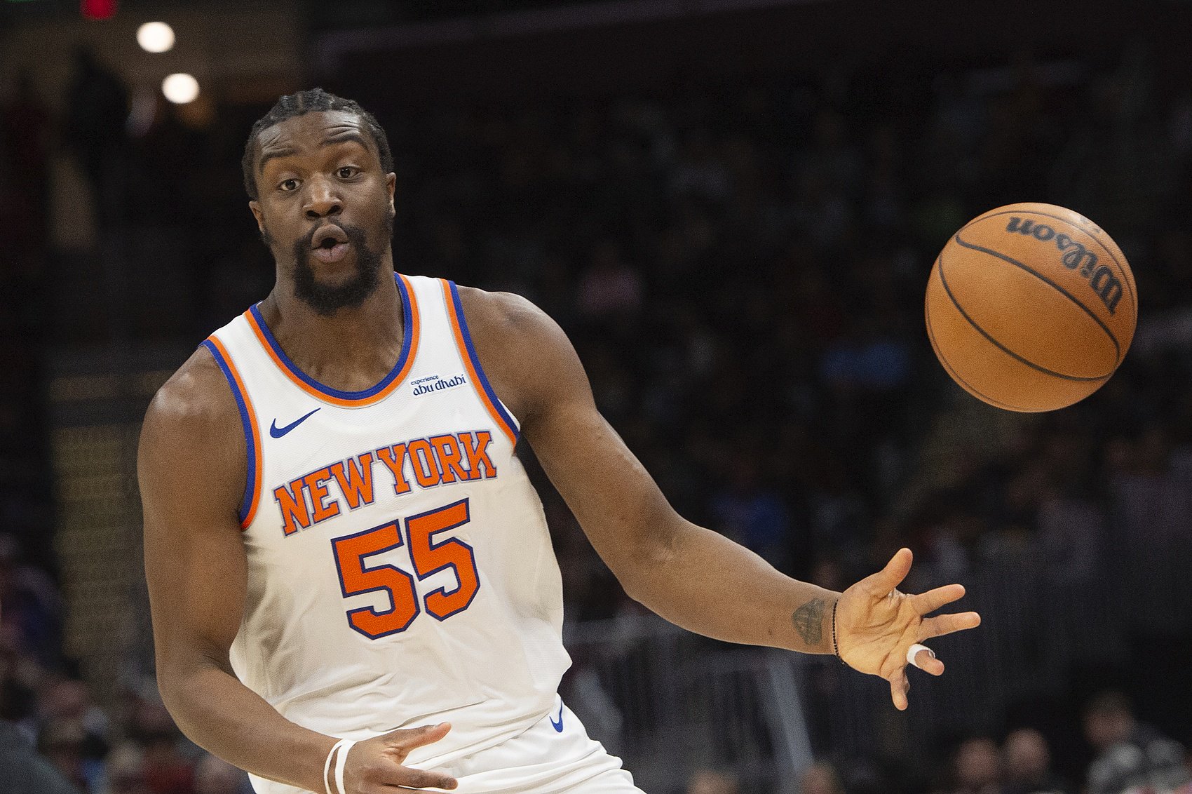 顶得不错！胡克波尔蒂拿到8分16板4助4帽 篮板&助攻皆生涯新高