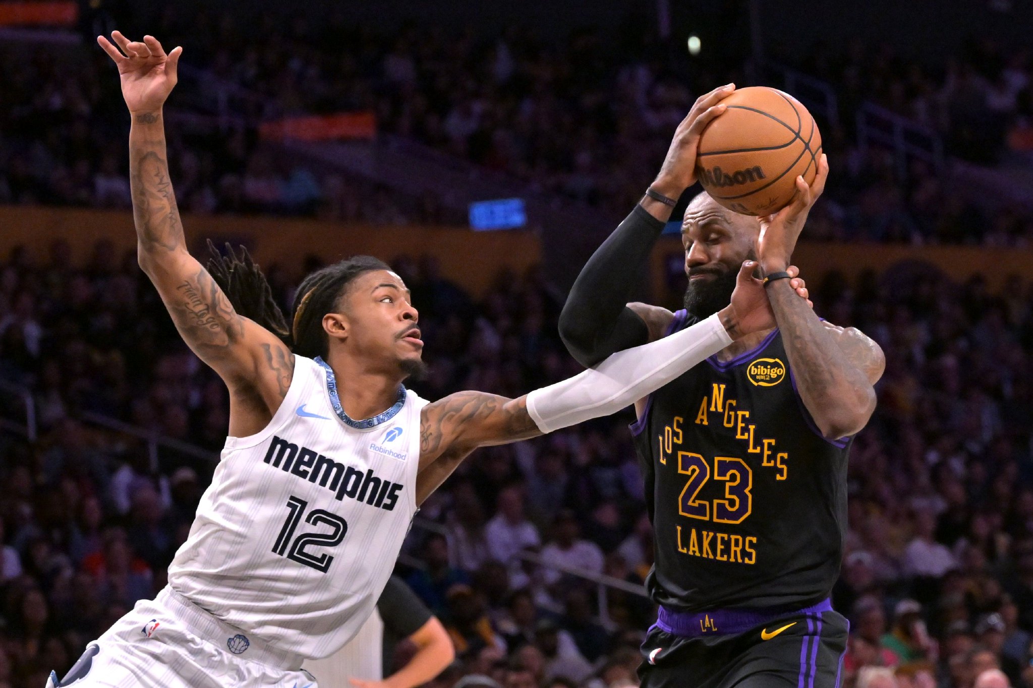 明日再战湖人！灰熊伤病报告：莫兰特 阿尔达马出战成疑