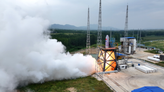 数控钻床怎么加工多个孔的（商业航天2026年迎“大年”：多款新型火箭待首飞，发射工位快速扩容）多工位数控钻床，学到了，