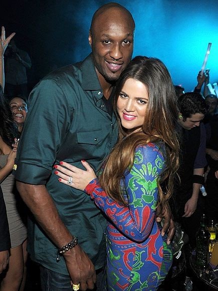 奥多姆：在卡戴珊为阿泰办的迎接派对上认识了她 30天后就闪婚了