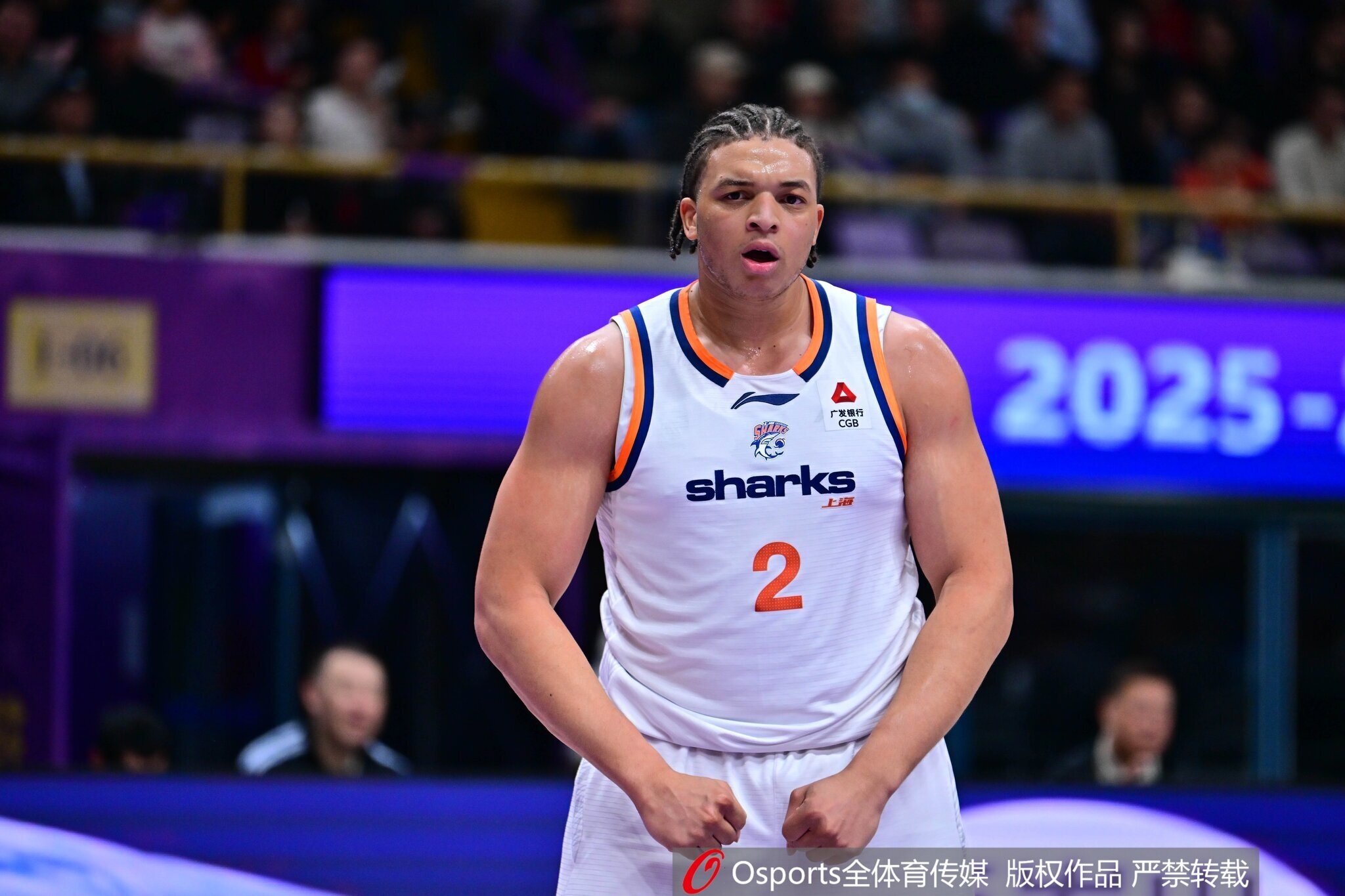 卢伟：洛夫顿有能力希望他保持状态 怀特塞德会走神但有他的优势