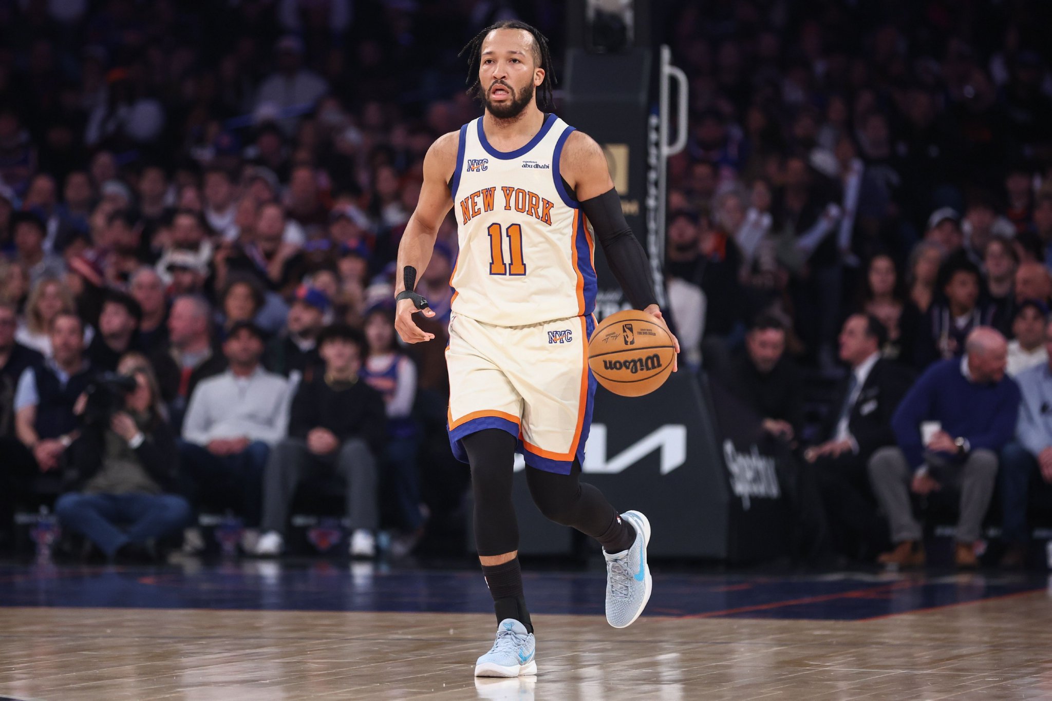 扛起进攻！布伦森13中8砍半场最高17分 但也有3失误