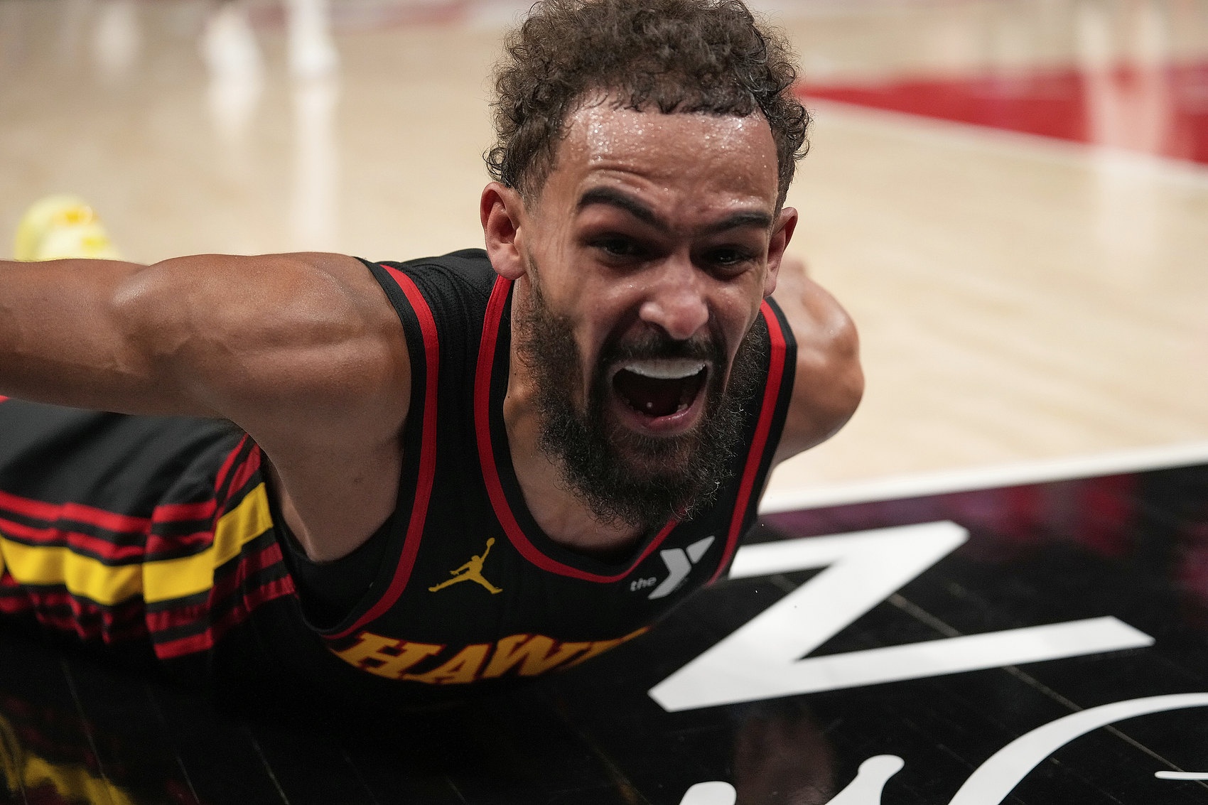 商讨交易！媒体人：从本季来看 老鹰确实能做到不需要特雷·杨了