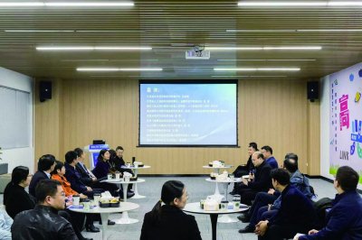 鼓楼区“高兴Link”品牌活动——“单人成军、智创未来，解锁AI时代OPC创业新范式”沙龙。 受访者供图