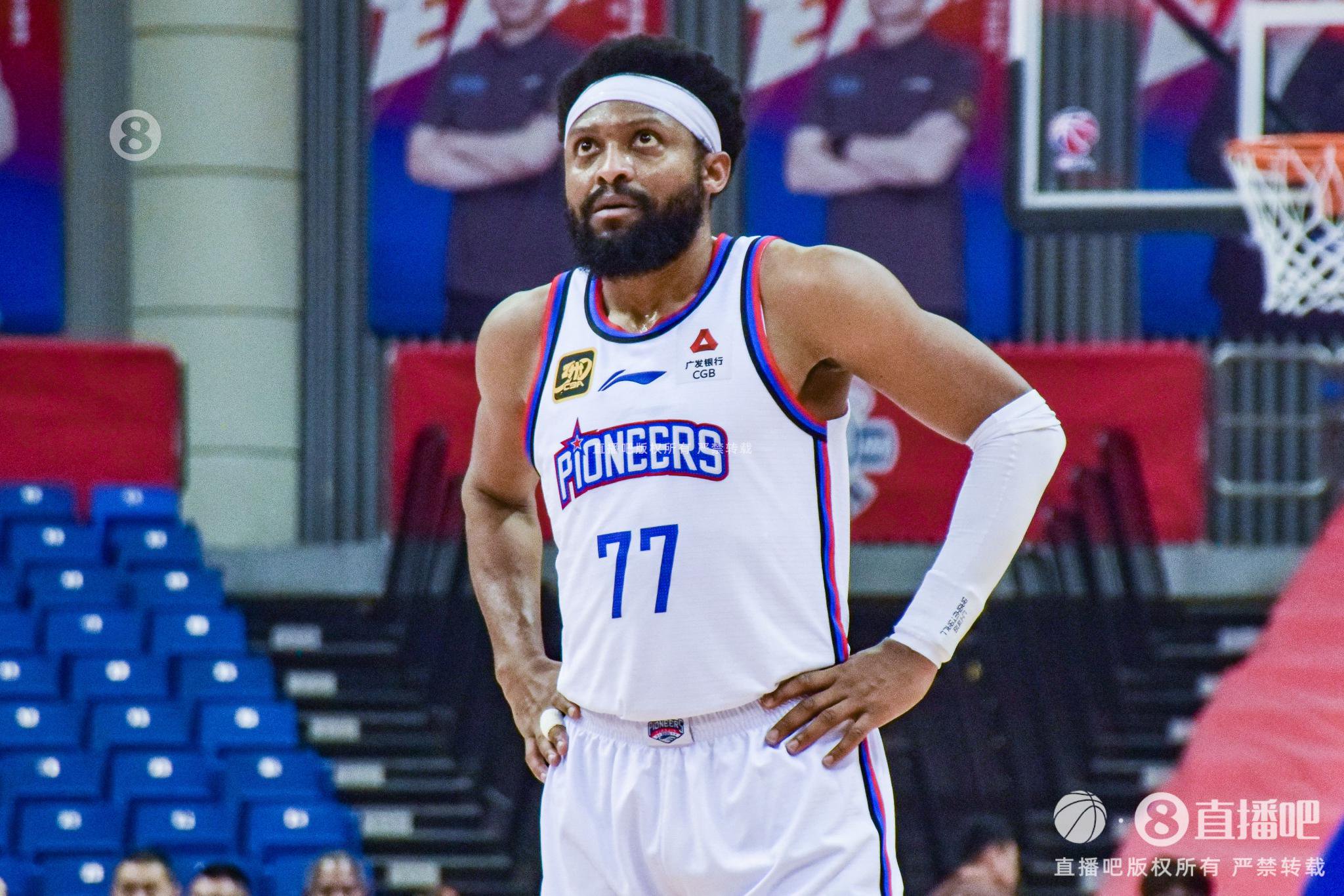 换人名额-1！CBA官网：同曦男篮取消马库斯·拉维特的注册