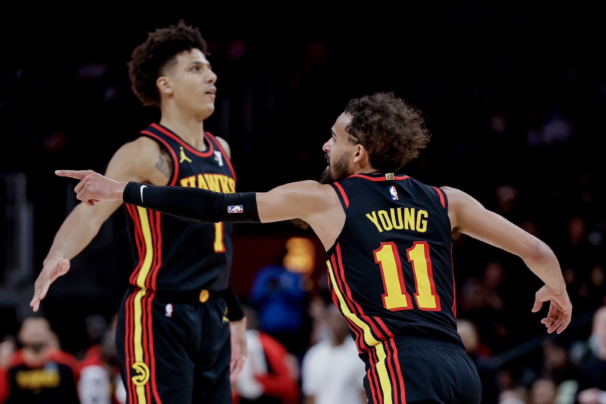 杰伦·约翰逊：特雷·杨是关心队友 希望身边人变好的人