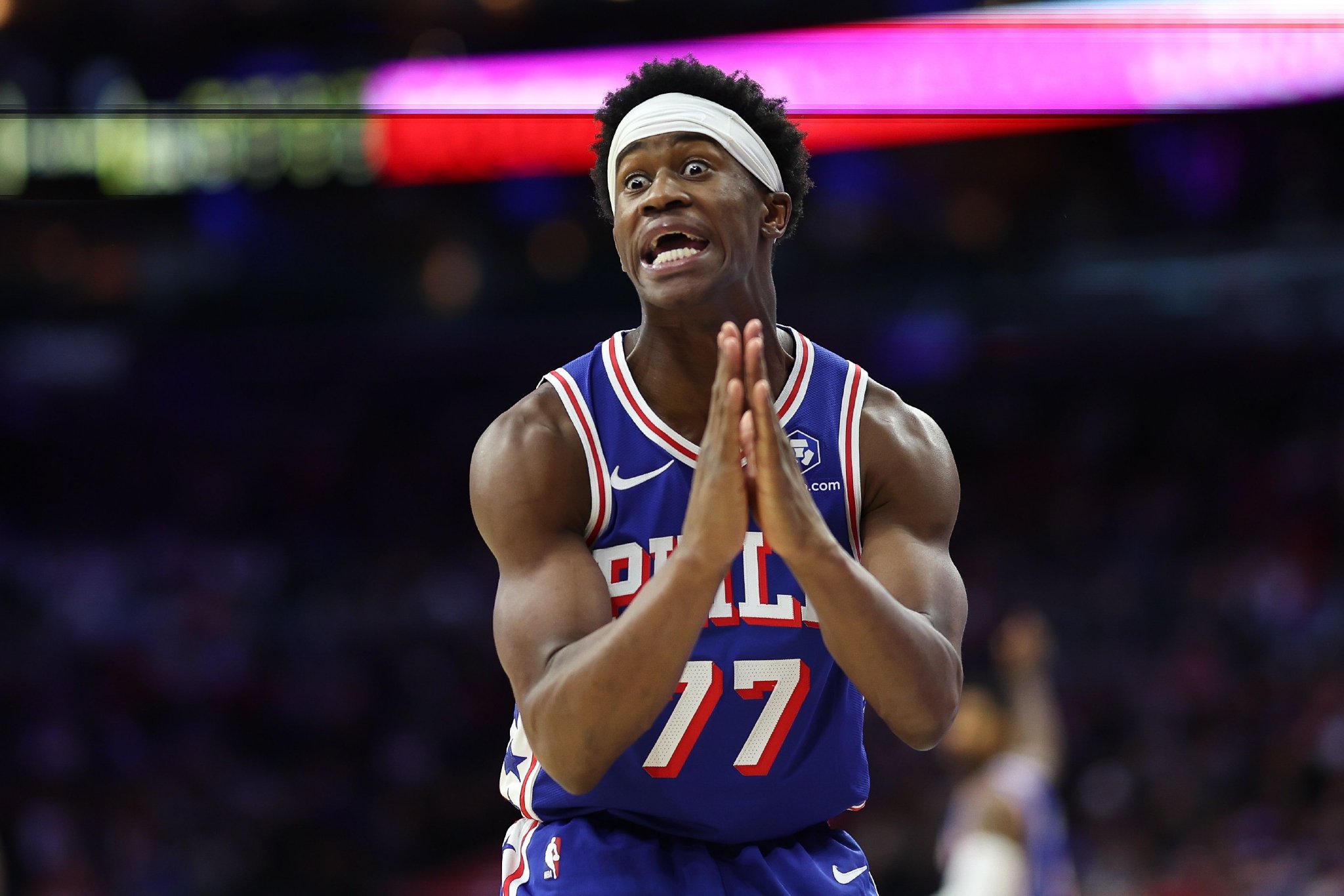 还没找到手感！埃奇库姆半场6中1仅拿4分3板5助3断1帽