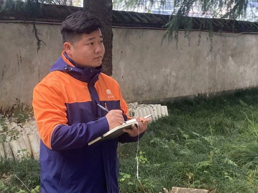     胡明工作照。受访者 供图