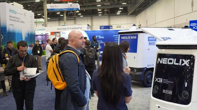 新石器无人车在CES 2026 图片来源：新石器无人车供图