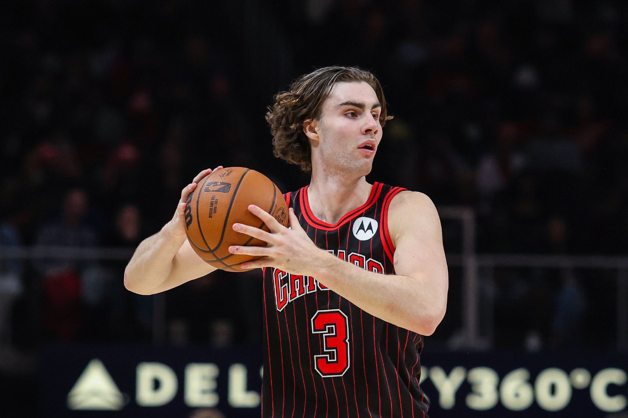 美记：公牛被认为将开启卖家模式 吉迪&布泽利斯&埃桑格为非卖品