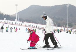 培训5天就考证！滑雪教练速成班乱象调查：零基础也可报名，学时还能“注水”