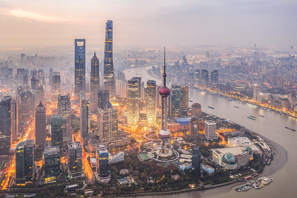 上海商务服务：都市经济的加速引擎