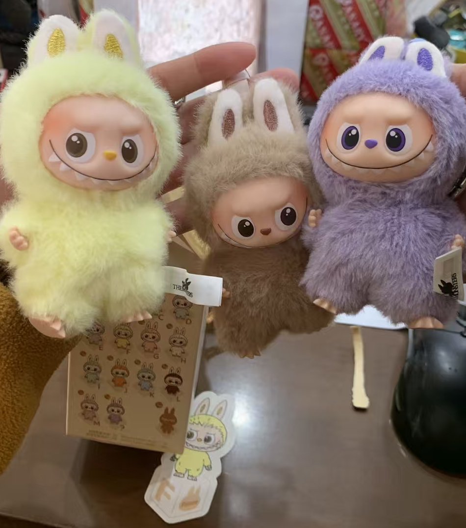 LABUBU心底密码系列。受访者供图。