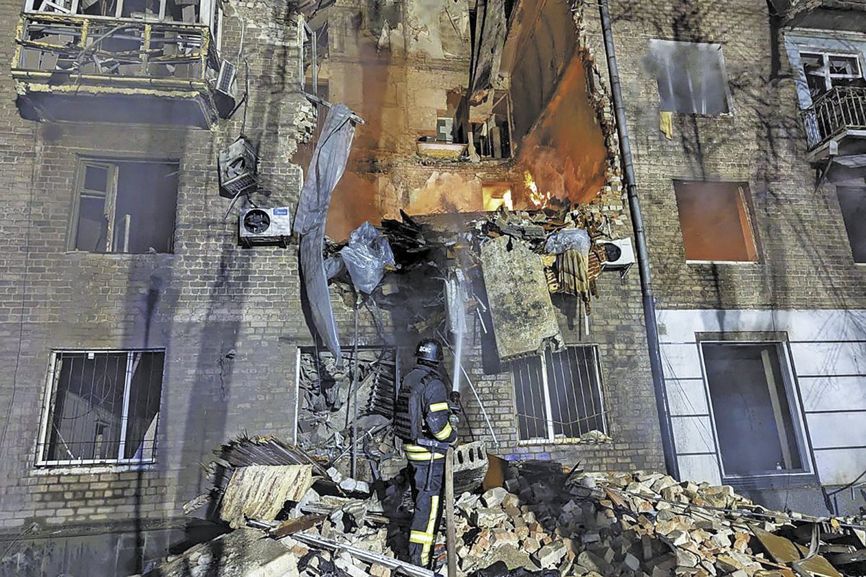 美乌安保协议“基本就绪”，俄方报复行动仍在持续，俄乌边打边谈令欧洲煎熬