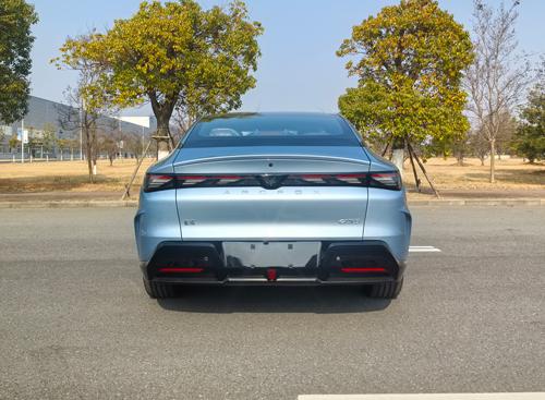 新款极狐阿尔法 S5 增程版申报图