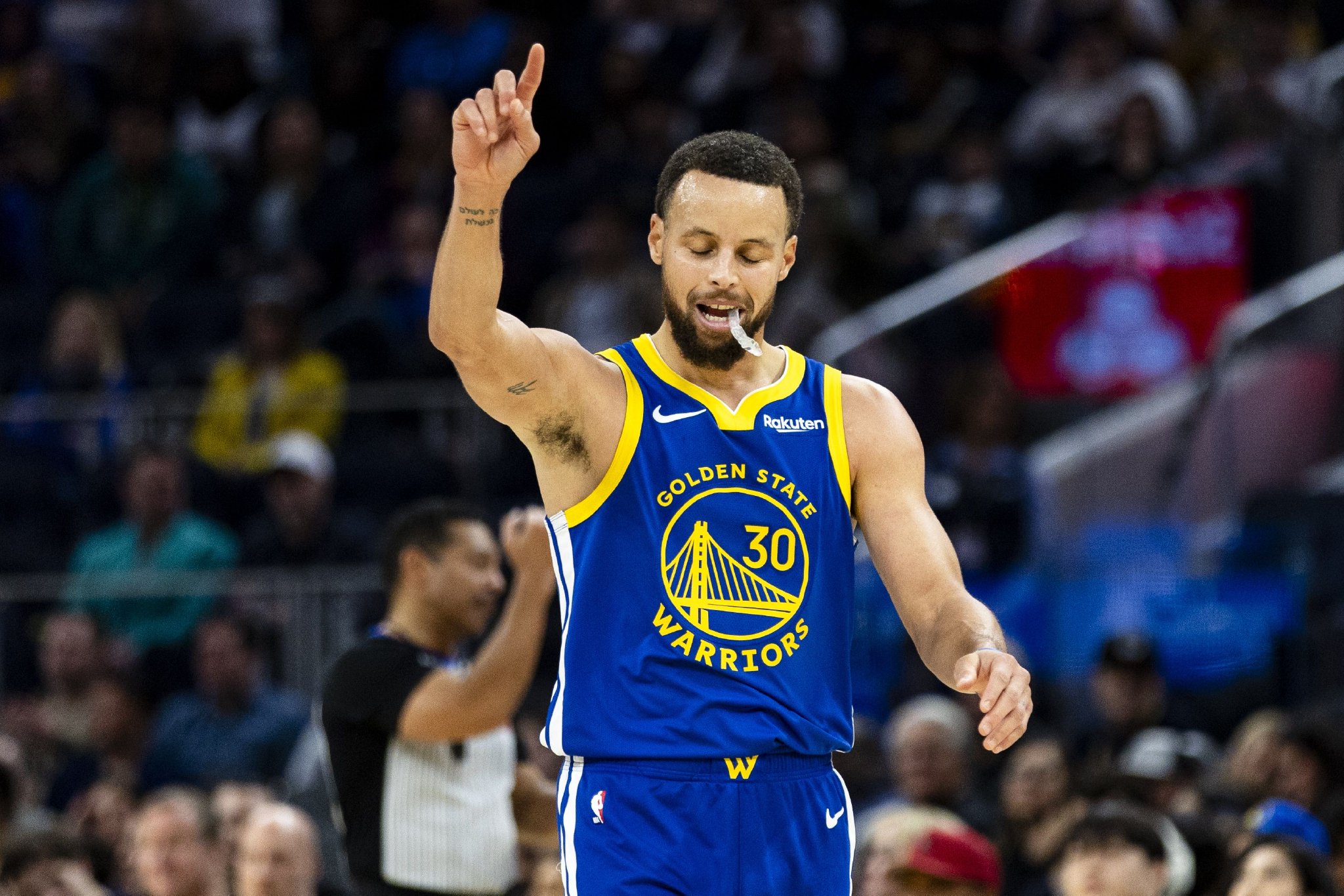 库里:在勇士聚光灯很足&外界会分析每个球员 这是成功的一部分|亚特兰大老鹰队|金州勇士队|斯蒂芬·库里|篮板|NBA常规赛_手机新浪网